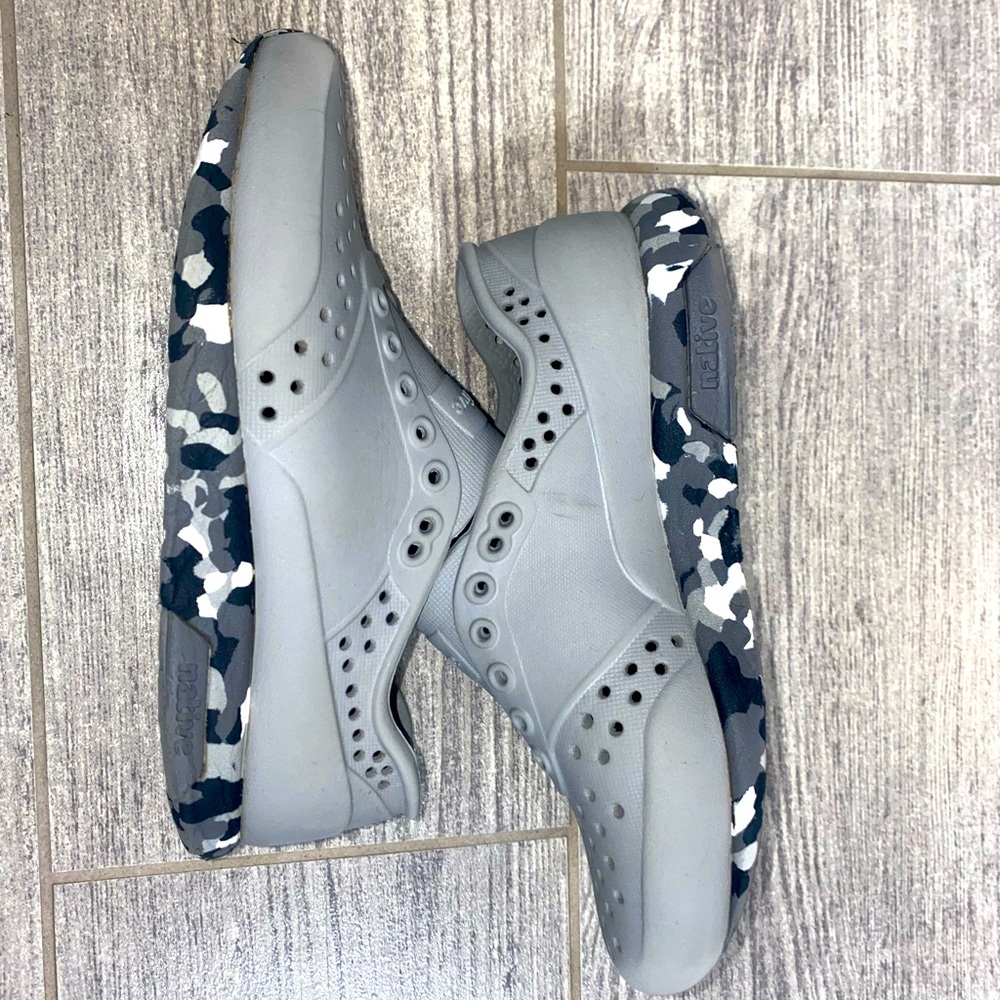 Native kids shoe, Gray Lennox Sneaker, Sz 12 Toddler/Little Kid